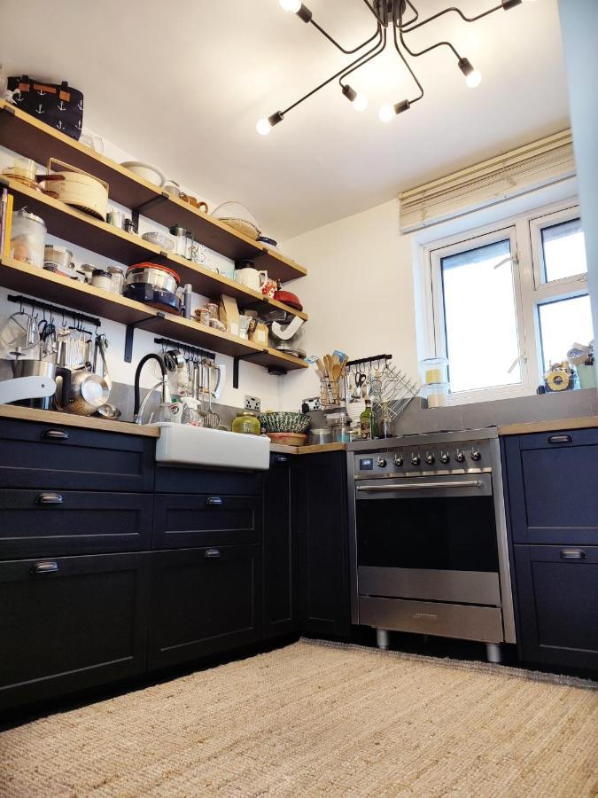 Kew Gardens - Private Double Room Richmond London - Homestay Екстер'єр фото